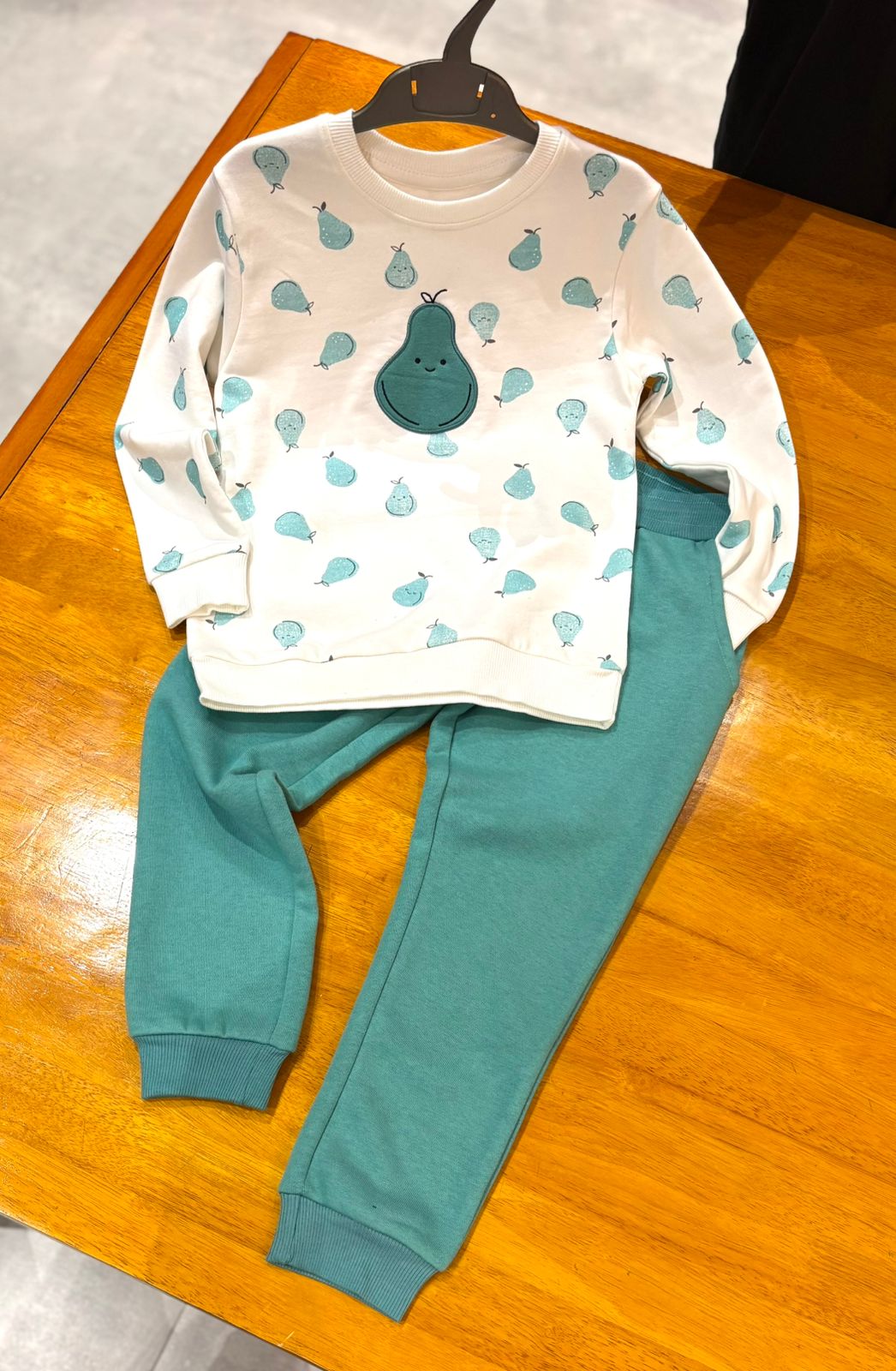 Kids' Cozy Pear-Print Sweatshirt & Jogger Set